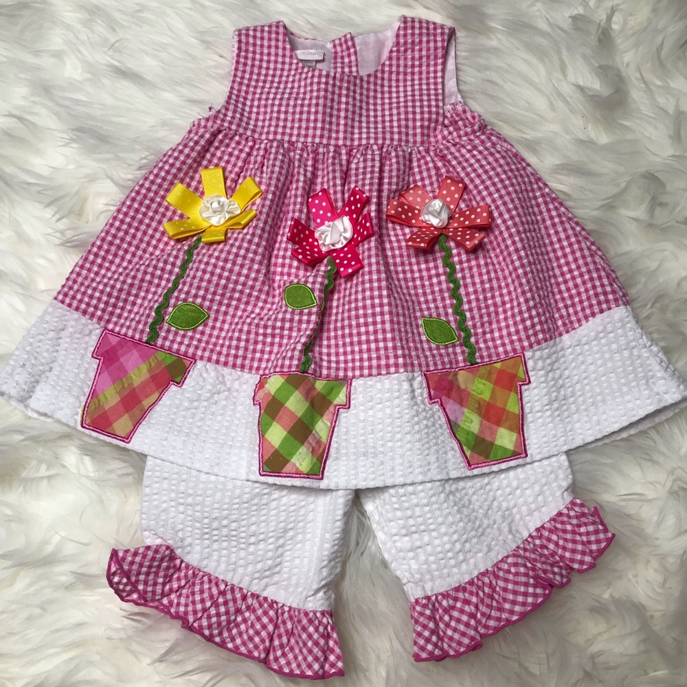 Bonnie Baby pink and white seersucker 2 piece flower outfit 12 months